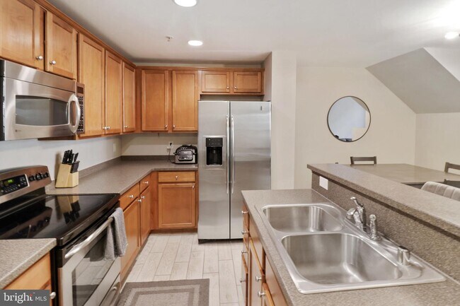 Foto del edificio - 4461 Beacon Grove Cir