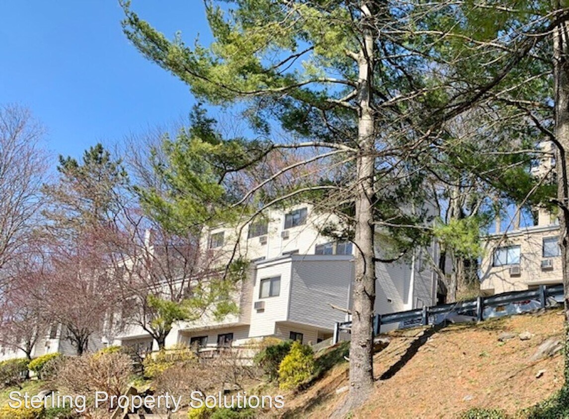 Foto principal - 2 br, 1.5 bath House - 31 Hillside Terrace #D