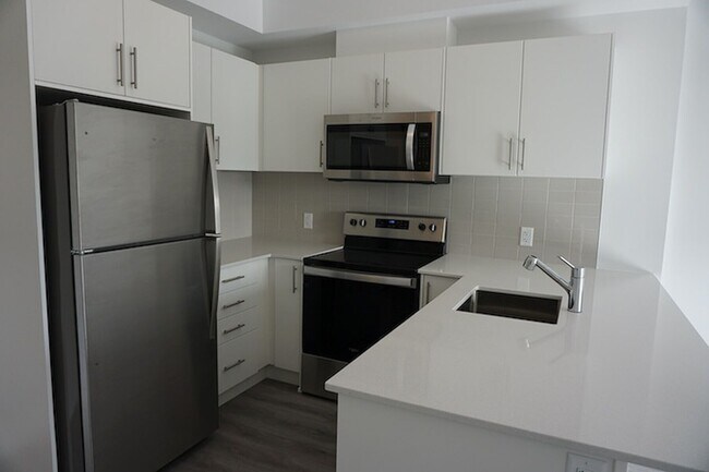 Building Photo - 1000 Lackner Blvd