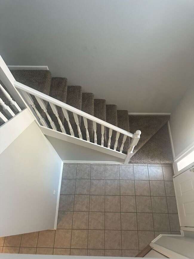 Building Photo - Dunwoody Townhomes -