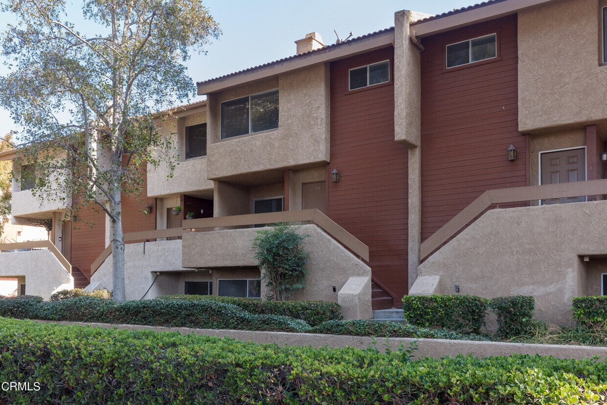 Primary Photo - 765 County Square Dr
