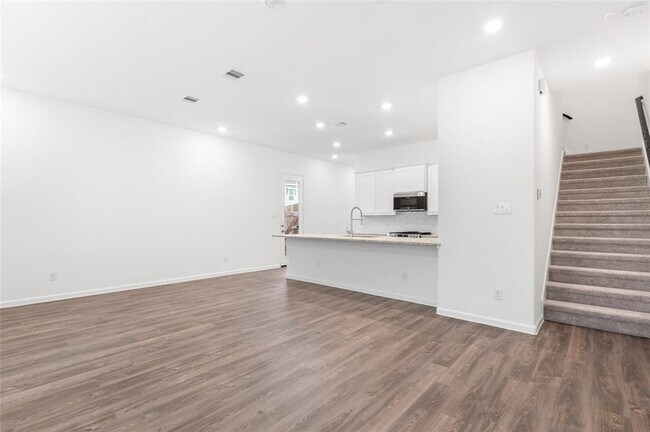 Building Photo - 5734 Foggy Vine Ct