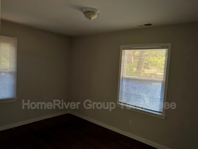 Building Photo - 1704 Weiner Rd