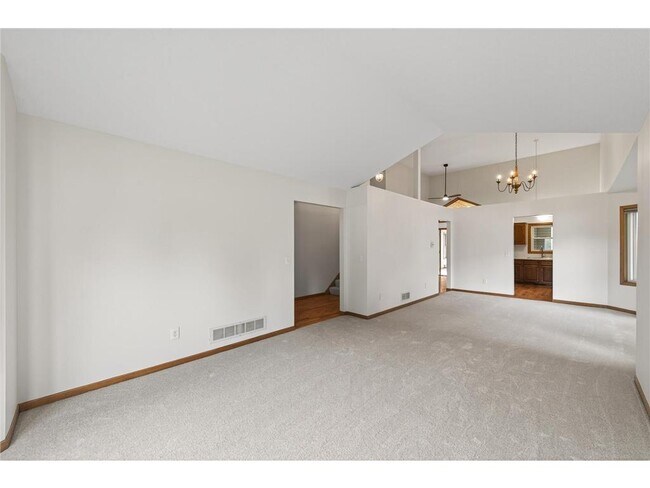 Foto del edificio - 1290 109th Ave NW