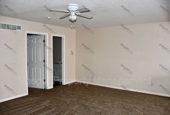 Foto del edificio - 5646 N Anita Ave
