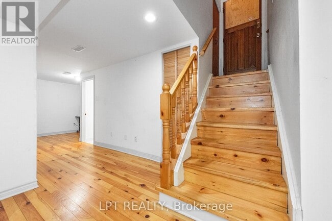 Building Photo - 999 Cavan St