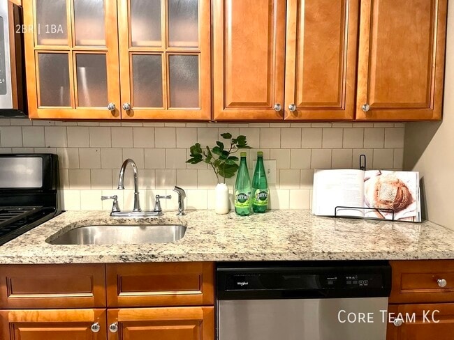 Foto del edificio - 4416 Holly St