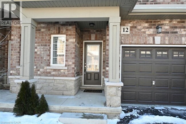 Building Photo - 55 Madonna Dr