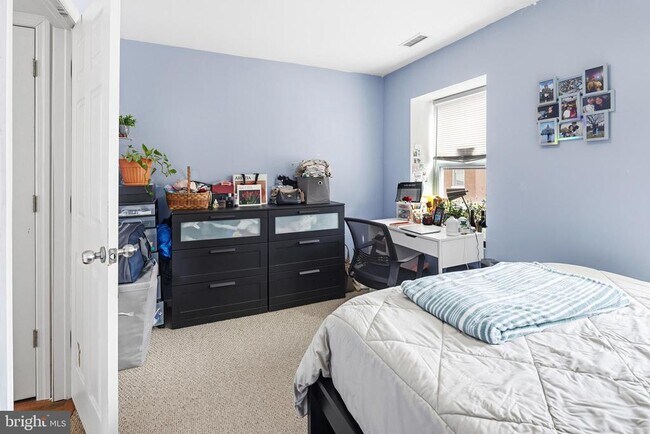 Foto del edificio - 2024 N Carlisle St