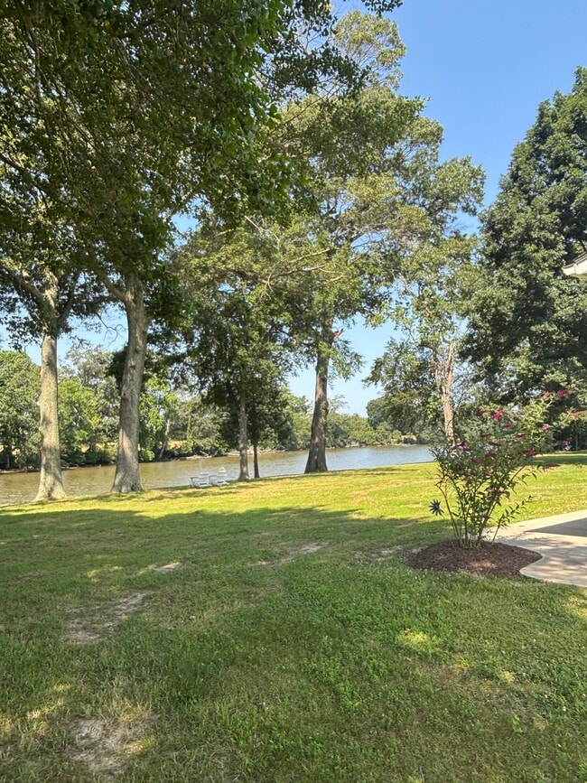 Foto del edificio - 27049 Presquile Rd