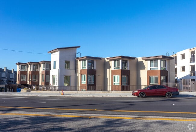 Alternate - Metamorphosis on Foothill