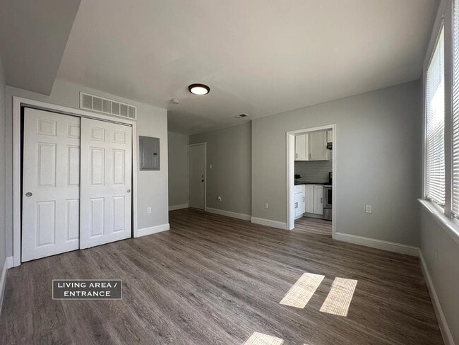 Foto del edificio - 6424 Marsden St
