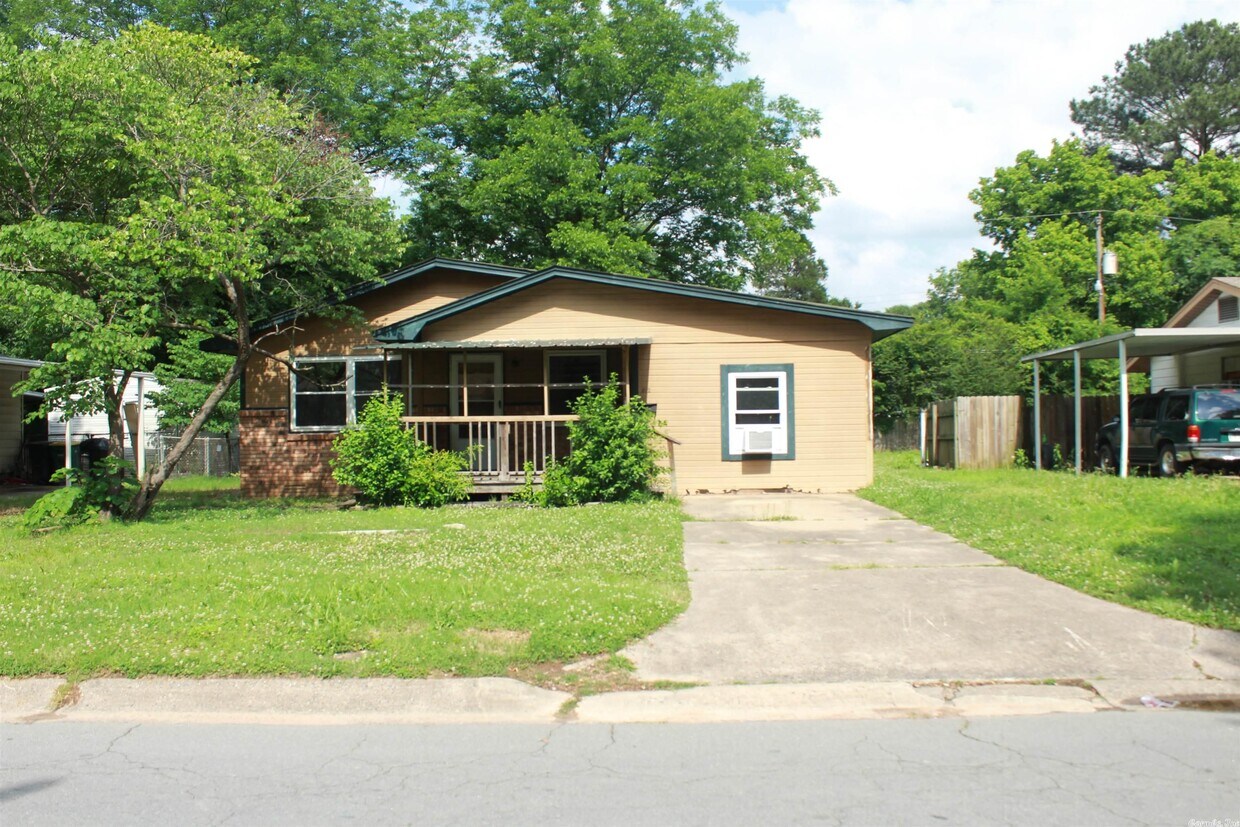 812 Healy St, North Little Rock, AR 72117 House Rental in North