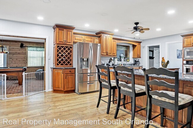 Foto del edificio - 3 br, 2 bath House - 8 Heights Avenue