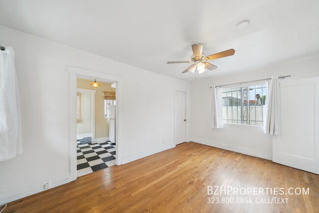 Building Photo - 6178 N Figueroa St