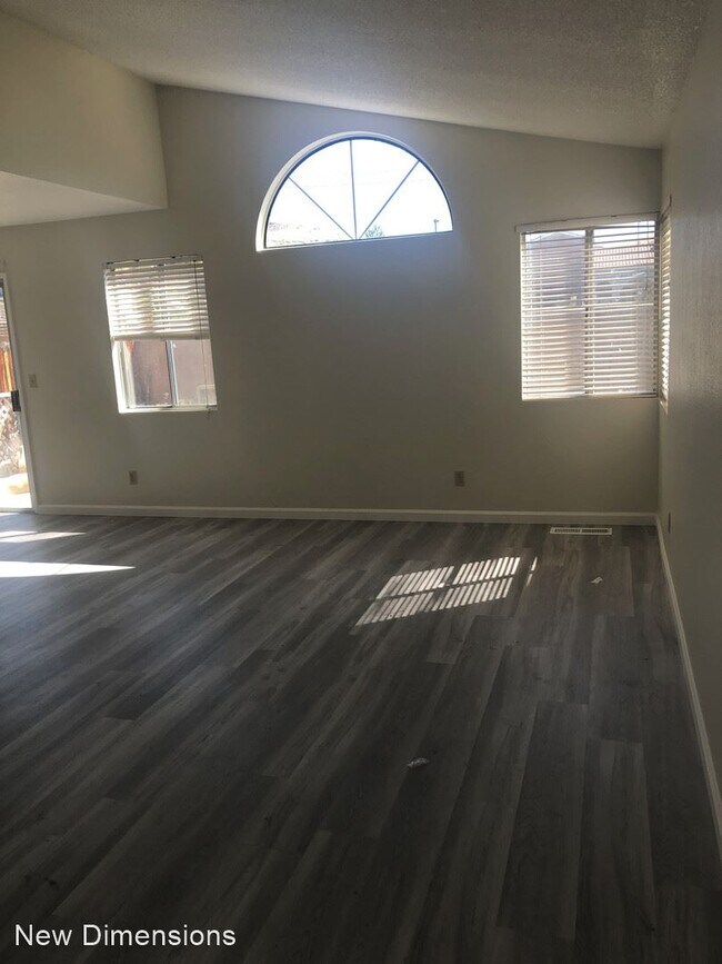 Building Photo - 3 br, 3 bath House - 3078 Myles Drive