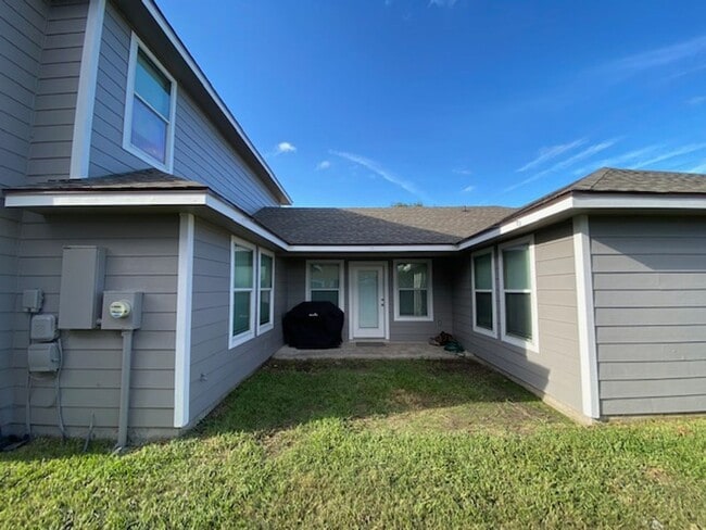 Building Photo - 2334 Mystic Star Dr