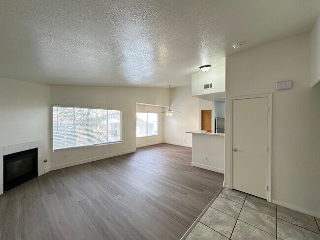 Foto del edificio - Angel Point Condo Ii Amd