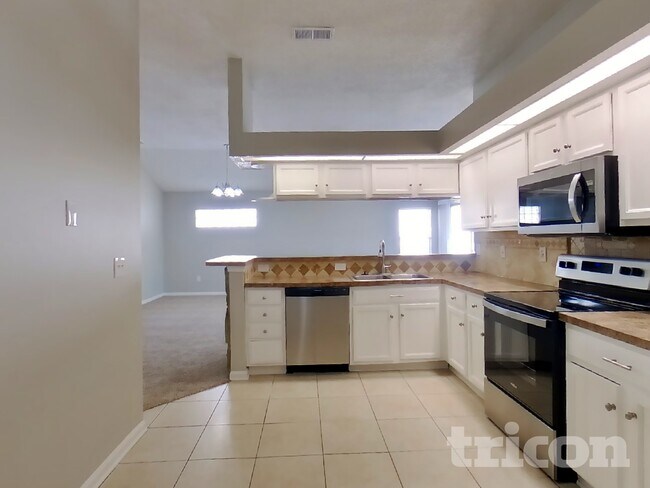 Foto del edificio - 10432 Brookwood Bluff Rd S