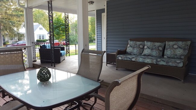 Deck - 1211 Wisconsin St