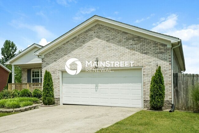 Foto del edificio - 3 Bedroom Pet-Friendly Home in SHEPHERDSVILLE, KY with Main Street Renewal