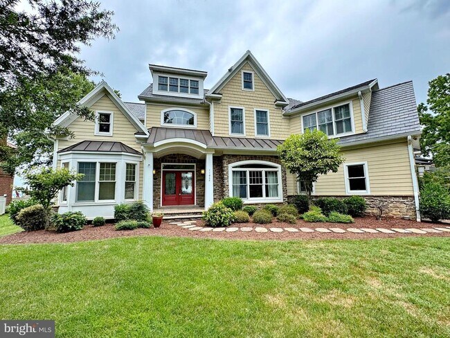Foto del edificio - 11660 Bachelors Hope Ct
