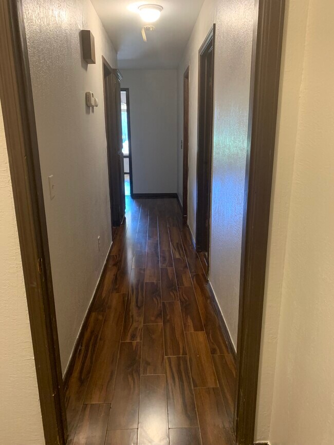 Foto del edificio - 3717 Windscape Ave