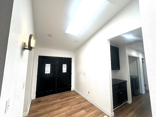 Foto del edificio - 20121 Mesa Dr