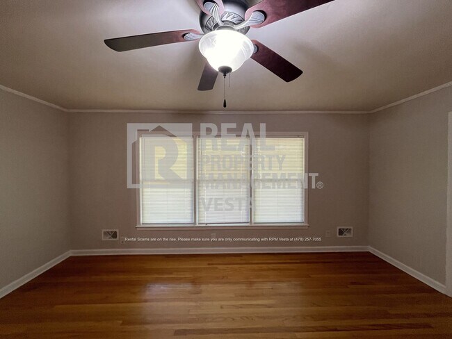 Foto del edificio - 7162 Everett Dr