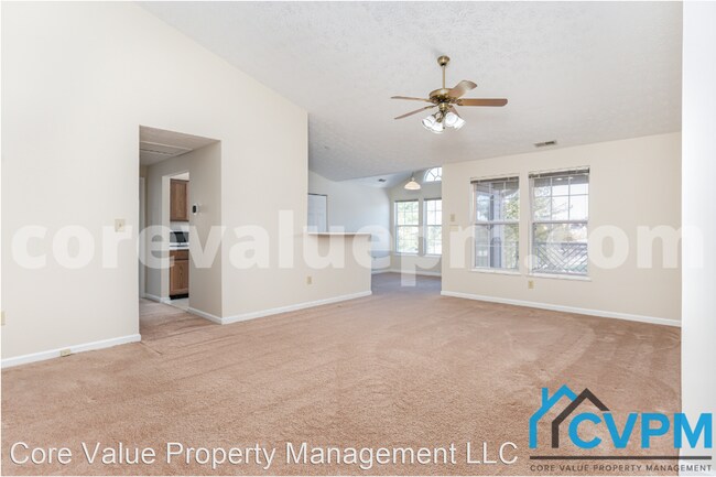 Foto del edificio - 2 br, 2 bath House - 702 Orchard Overlook ...