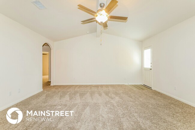 Building Photo - 26869 Steinbeck Dr