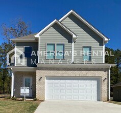 Building Photo - 511 Troubadour Ln