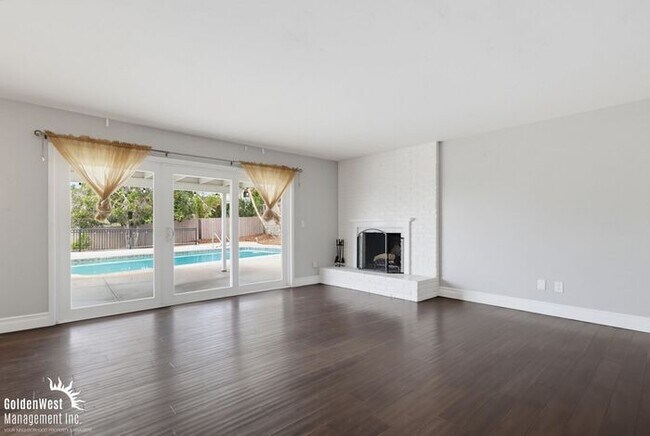 Building Photo - Beautifully Updated 4Bdm 3Ba Home with Private Pool & 2-Car Garage in La Mesa!