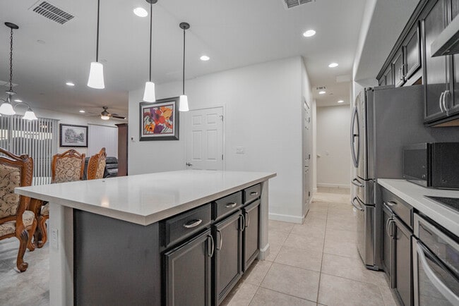 Building Photo - 1250 N ABBEY LN UNIT 226, CHANDLER AZ