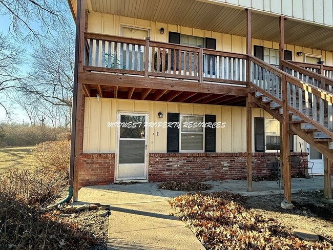 Building Photo - STUDIO Apartment Available