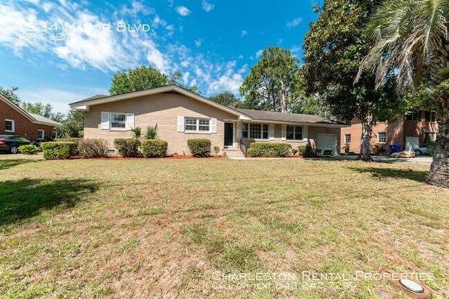 Photo - 1334 Manor Blvd House