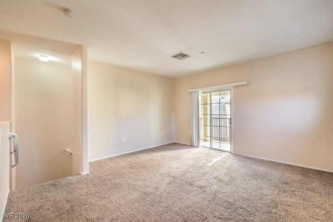 Foto del edificio - 5950 Barbosa Dr