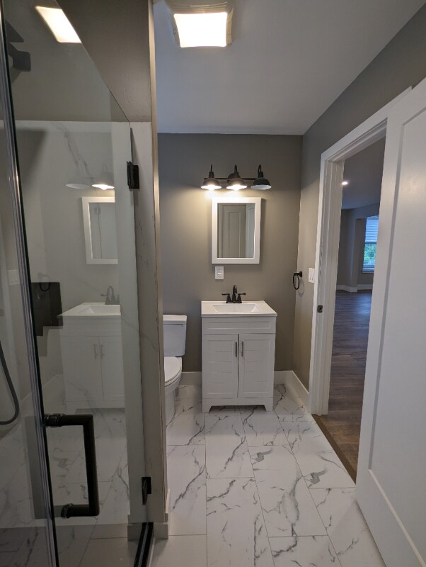 Foto del edificio - 144 N Main St