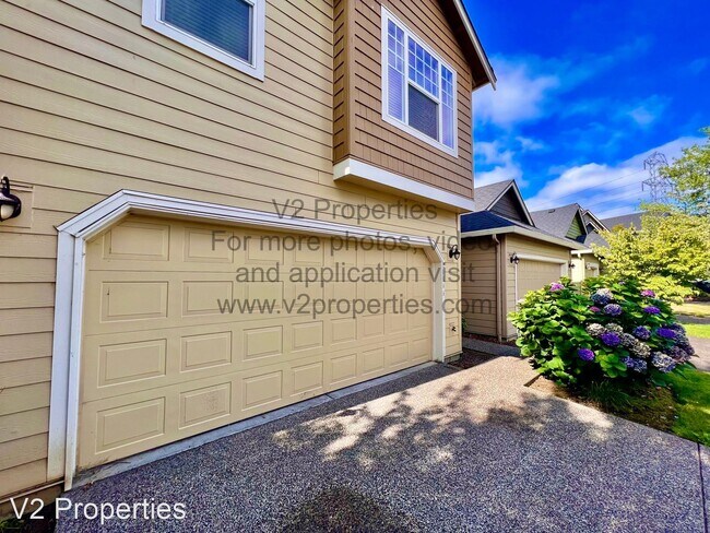 Building Photo - 3 br, 2.5 bath House - 21844 NE Heartwood ...
