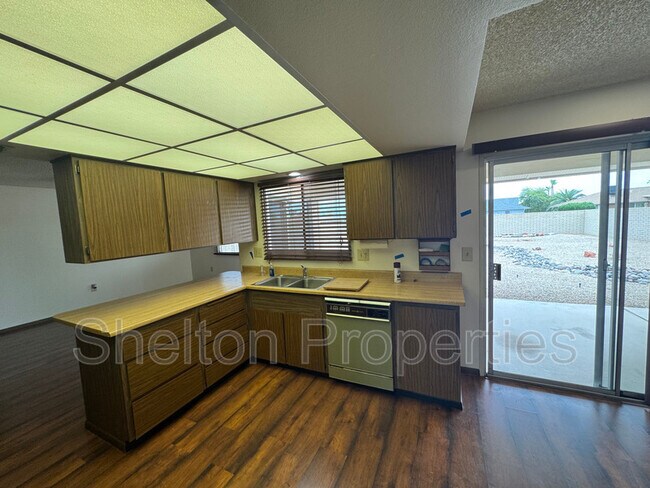 Foto del edificio - 12503 W Rampart Dr