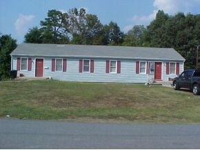 Building Photo - 1614-1712 Hilton Rd