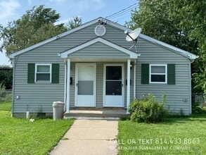 Building Photo - 134 E 24th St