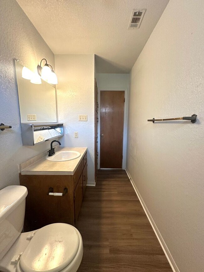 Building Photo - 3Bd/2Ba in Killeen, TX!