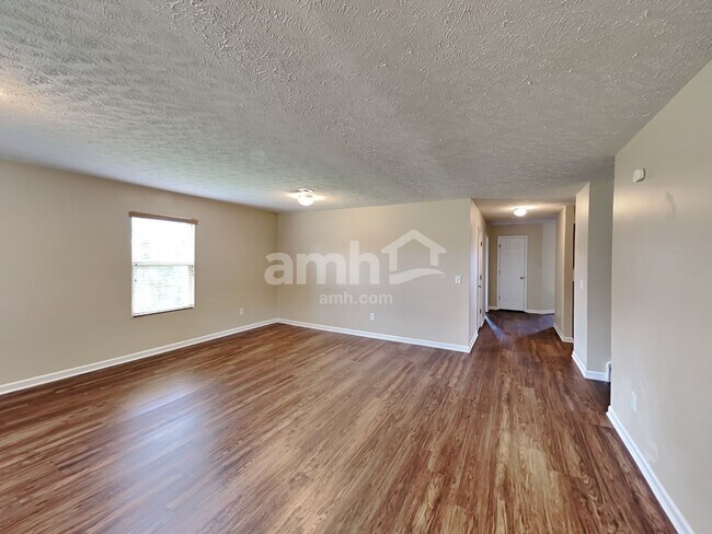 Building Photo - 1030 Fulman Road
