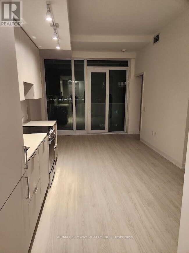 Building Photo - 3883 Quartz Rd