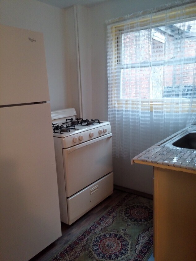Foto principal - 568 E Main St