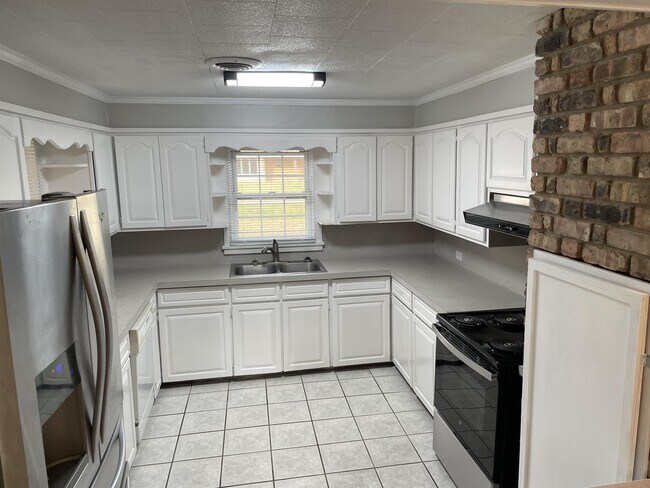 Foto del edificio - 1413 Cedar St