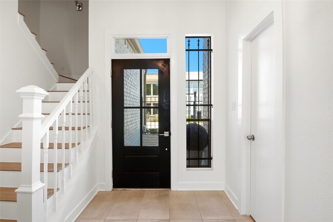 Building Photo - 9407 Denbury Way