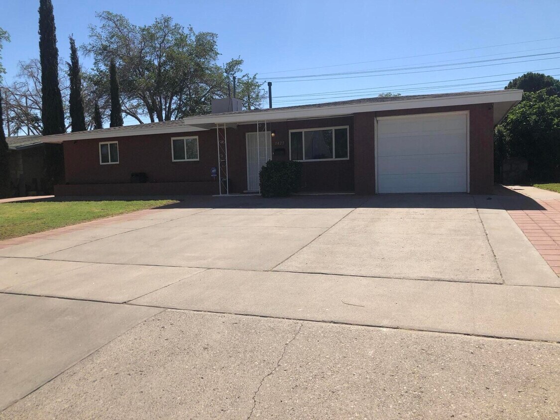 3425 Aberdeen St, El Paso, TX 79925 House for Rent in El Paso, TX