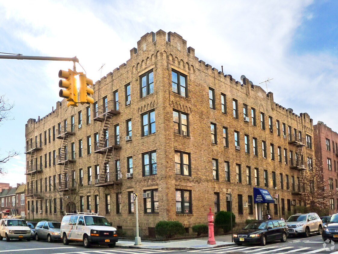 Foto del edificio - 902 41st Street Apartments